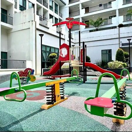 Hello Kitty Homestay - Cameron Highlands - Spacious Studio - Perfect For Families - Sleeps 4 And Baby تاناه راتا المظهر الخارجي الصورة